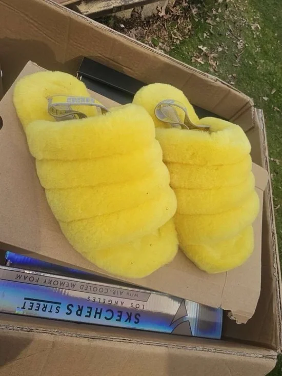 UGG Yellow Fuzzy Slide Sandals for Kids - Picture 1 of 2